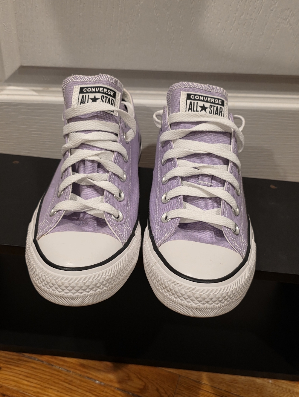 Converse All Star Low Top Lavender Sneakers Women’s 9 NWOT